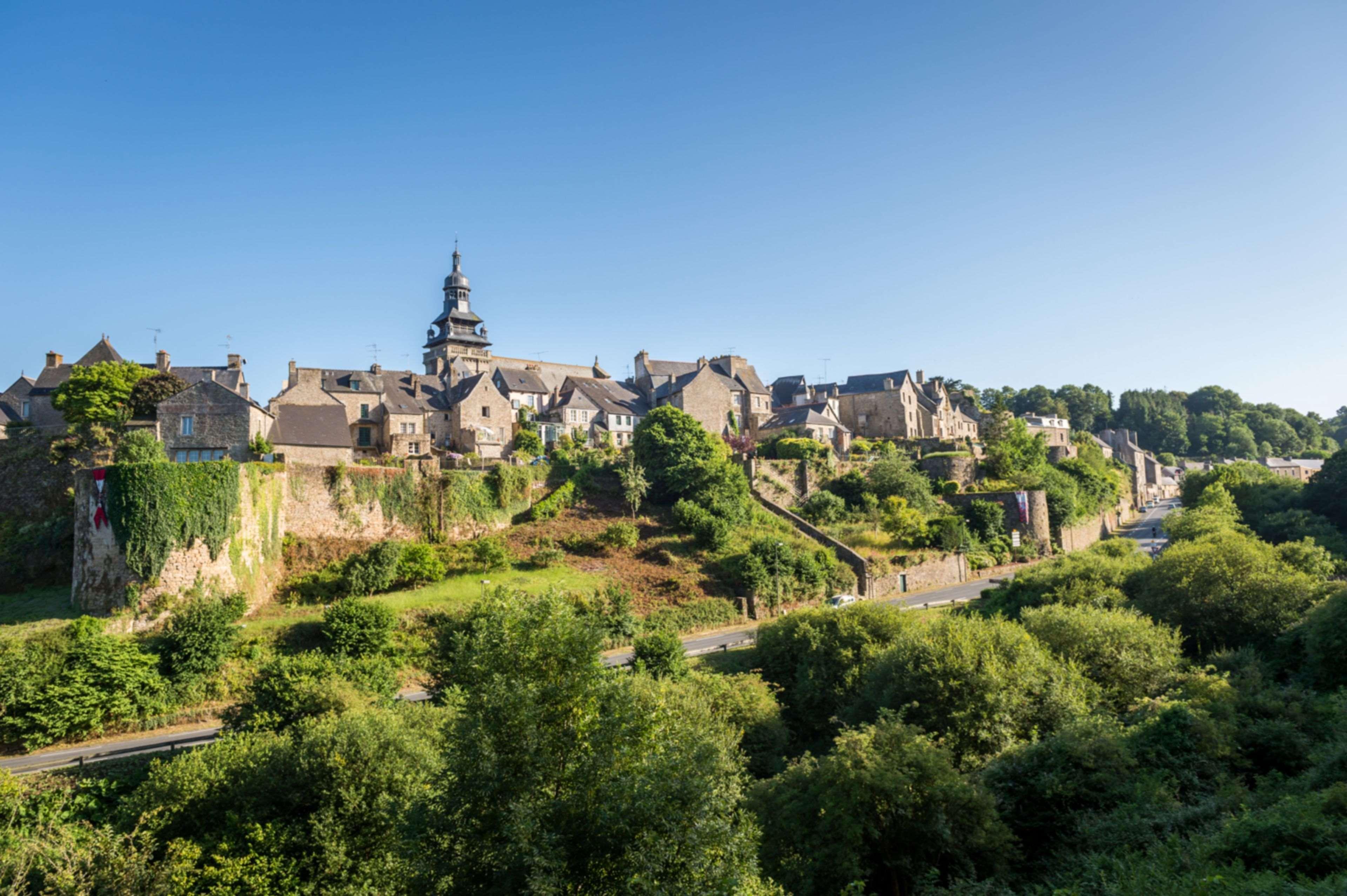 Kyriad Hotel Lamballe Bagian luar foto