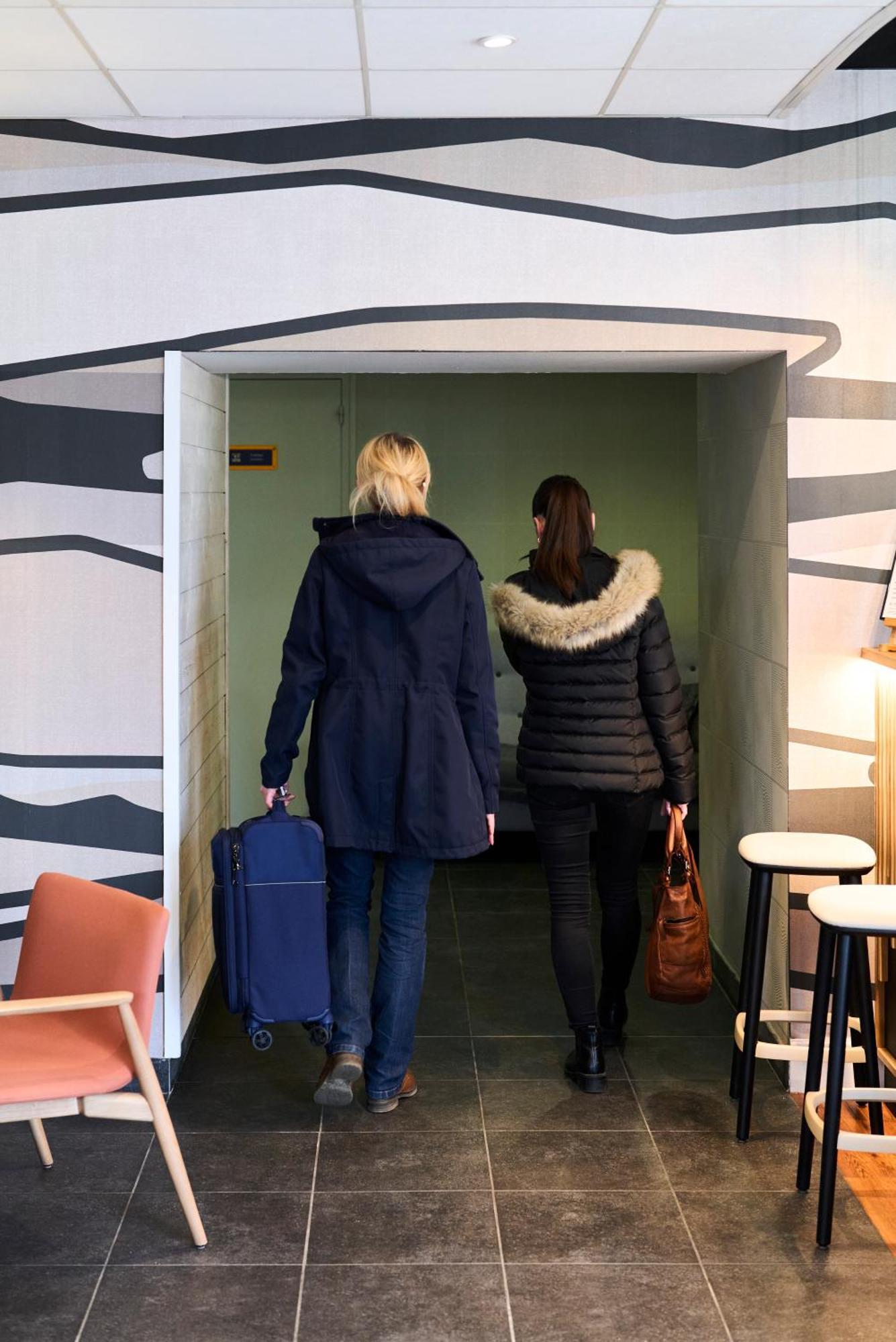 Kyriad Hotel Lamballe Bagian luar foto